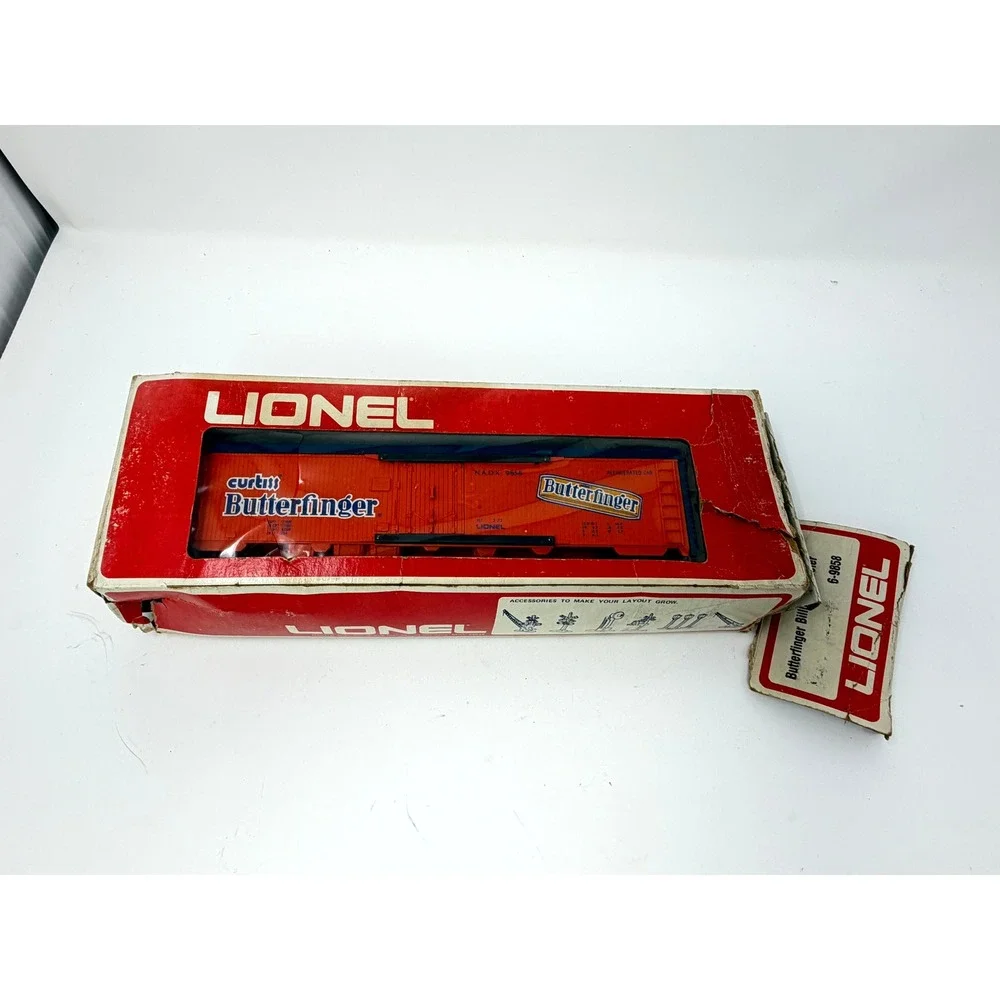 Lionel 6-9858 Butterfinger Billboard Reefer O Gauge Model Train Boxcar Orange